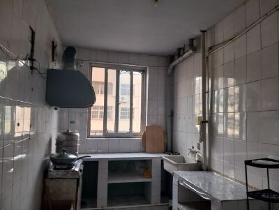 朝阳小区，精装修，家具家电齐全，拎包入住