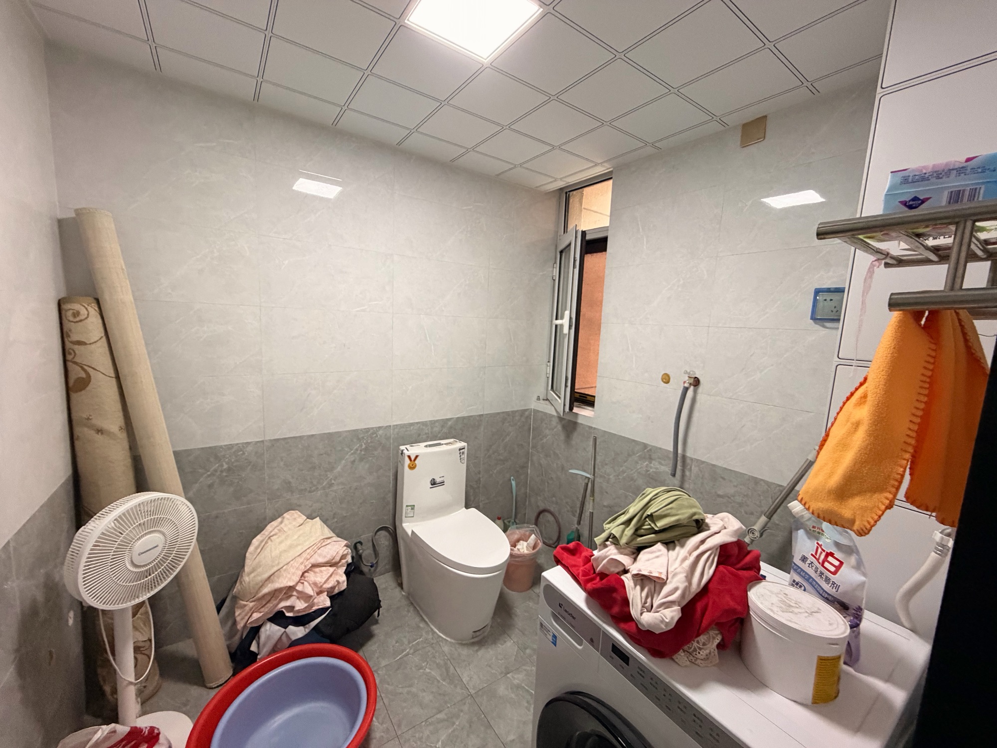 兴宇华府3室2厅128平精装双证双气109万急售可贷款 二手房