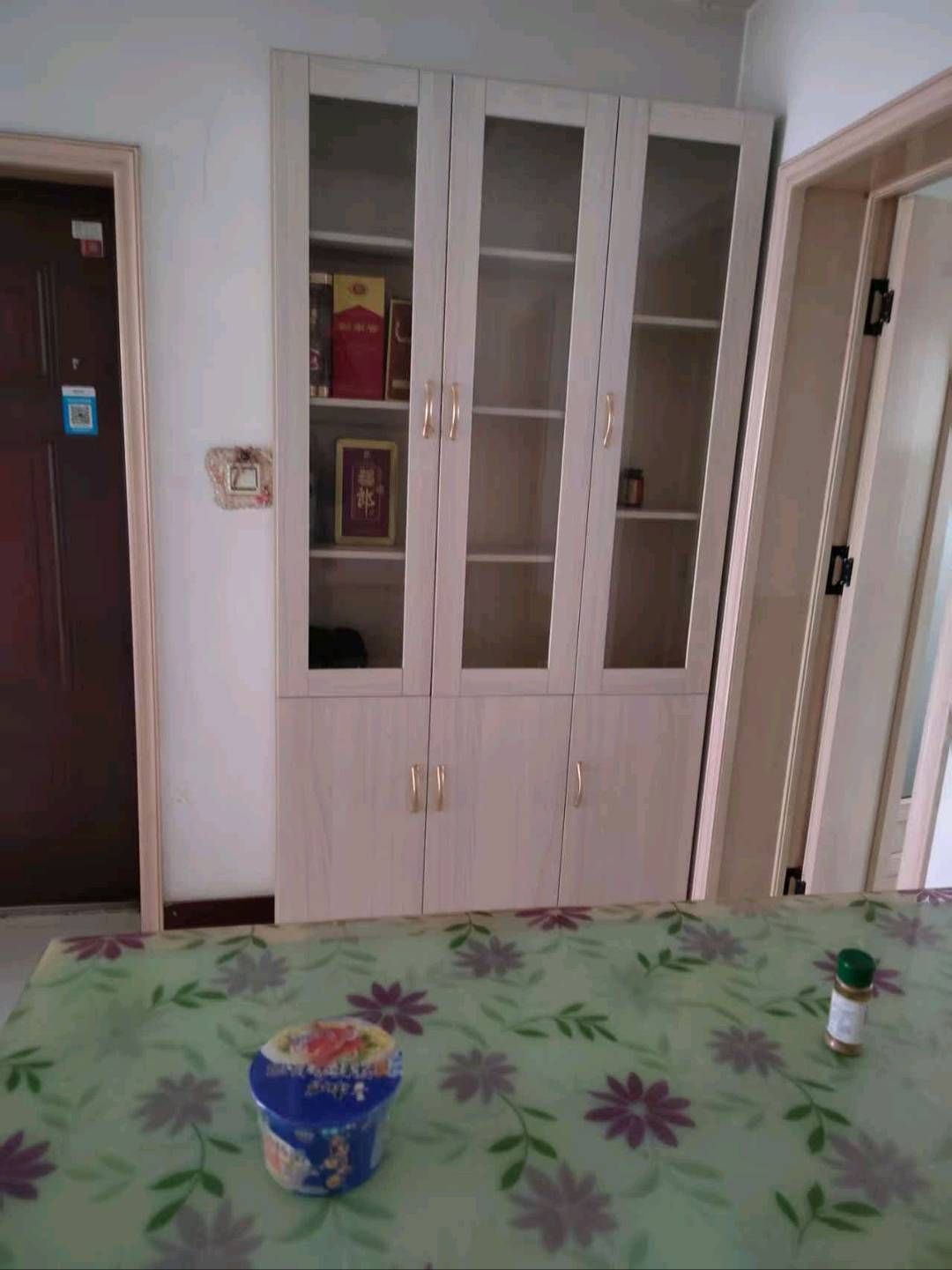 凤城名邸精装电梯房，118平1000，家具家电齐全，拎包入住 租房