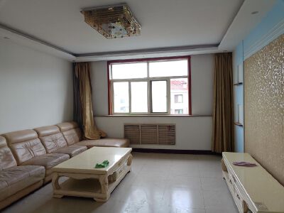 莱芜区铁路汇河花园，3室2厅1卫，140㎡，精装，售价47万
