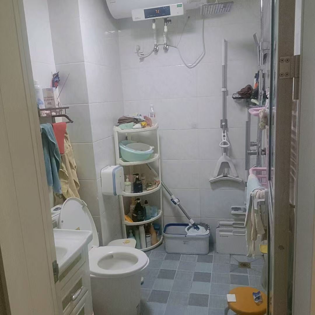 A世纪城双证双气精装修 二手房