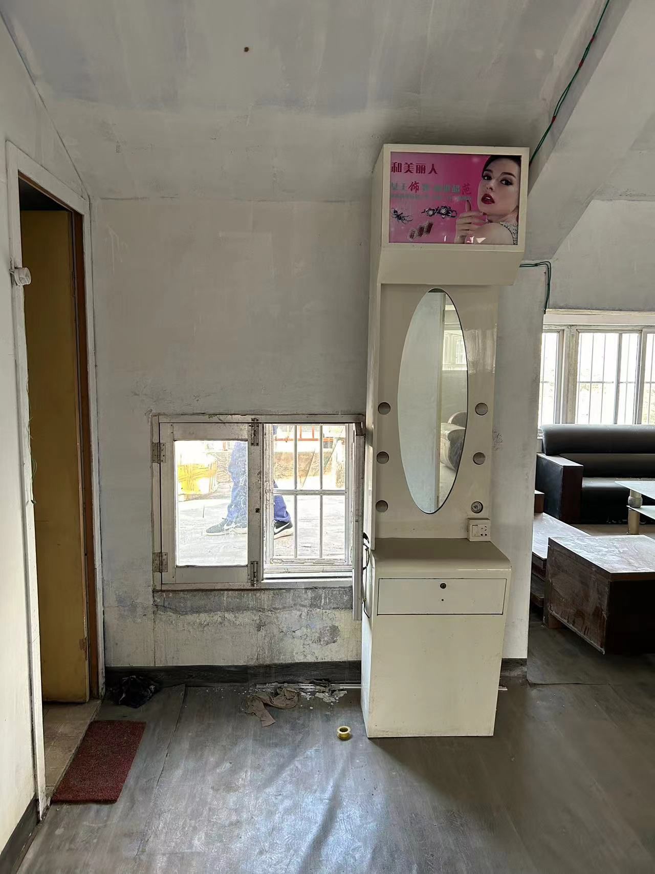 汶水花园北园，2室1厅1卫，80㎡，简装，租金400元/月 租房
