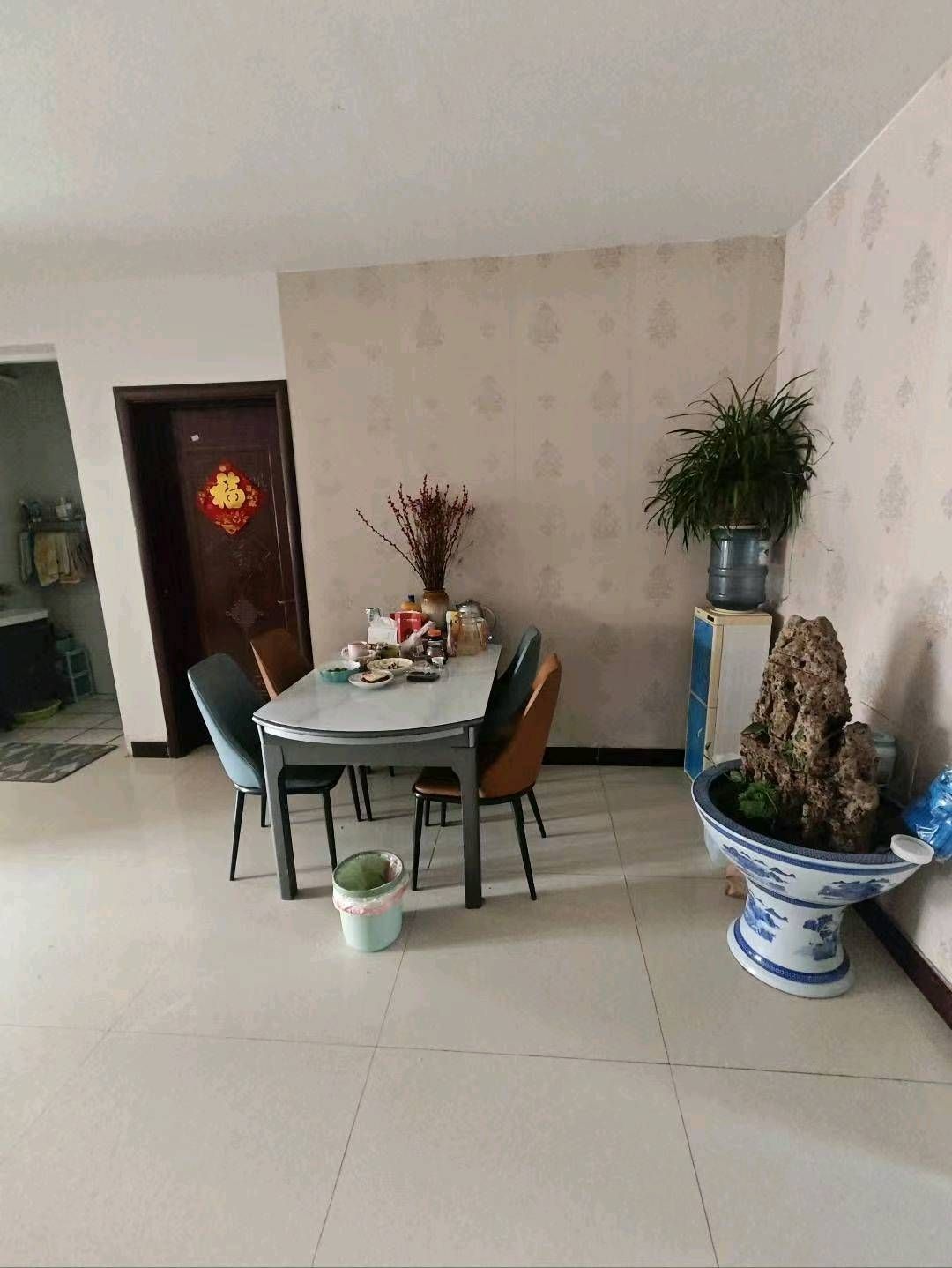 市中心出门既是凤城小学 南北通透 无遮挡 精装修  领包入住  随时看房 二手房